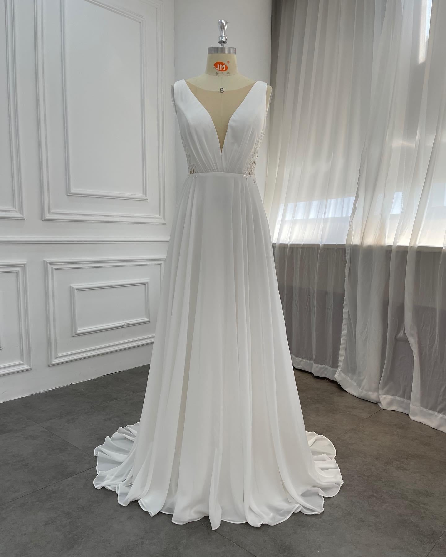 Simple wedding dress